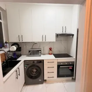 Kitchens project: kitchen white compact