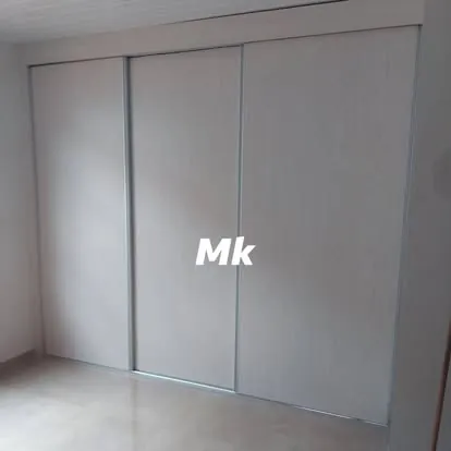 Wardrobes project: wardrobe sliding grey